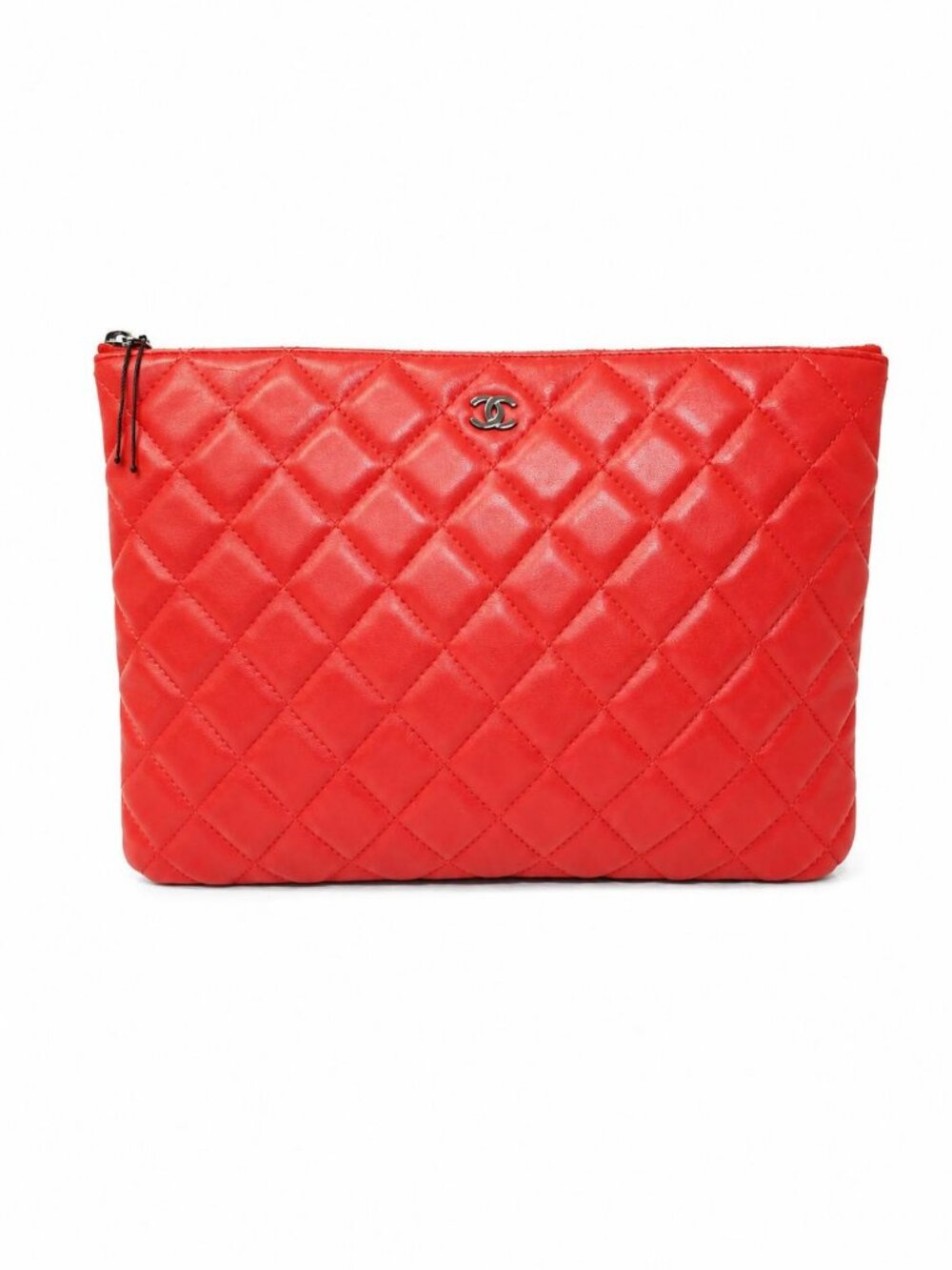 Authentic Chanel Large O Case Red Quilted Leather Clutch - Picture 2 of 12